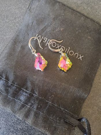 Boucles d'oreilles neuves