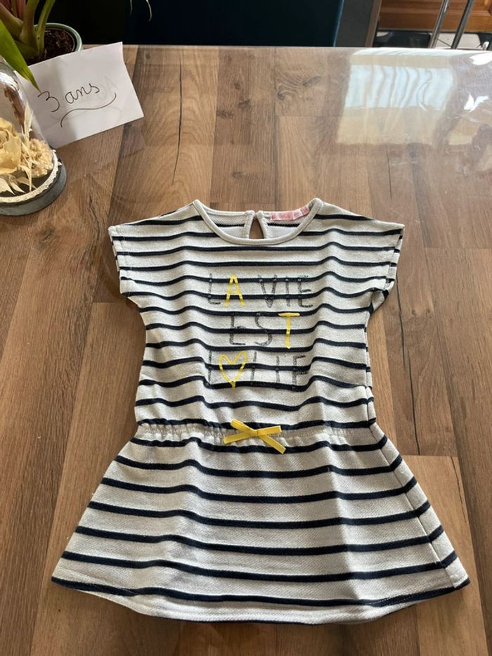 Robe - 3 ans