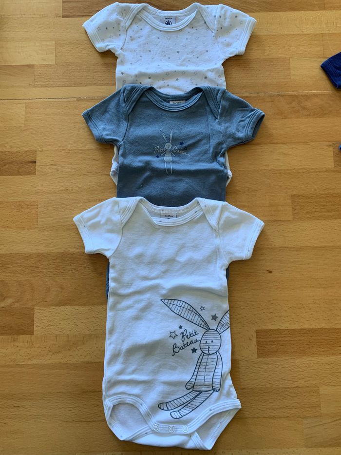 Lot 3 bodies 3 mois Petit Bateau