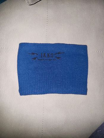 Tour du cou ikks  réversible 5/10 ans