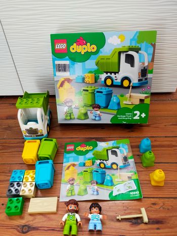 Lego Duplo camion de poubelle et tri sélectif