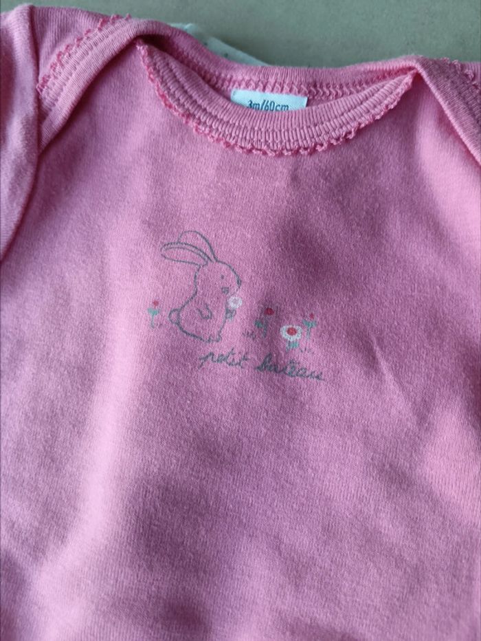 Lot bodies petit bateau 3 mois fille violet rose - photo numéro 2
