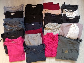 Lots de 21 vêtements allaitement T.40