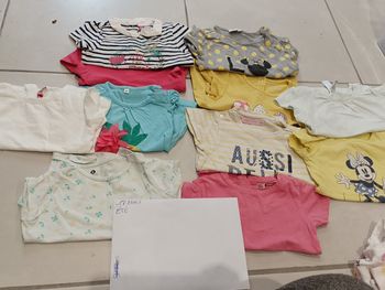 Lot de vêtements été fille taille 18 mois