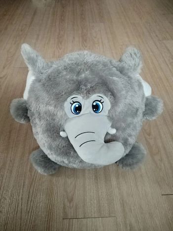 Peluche éléphant boule 32cm