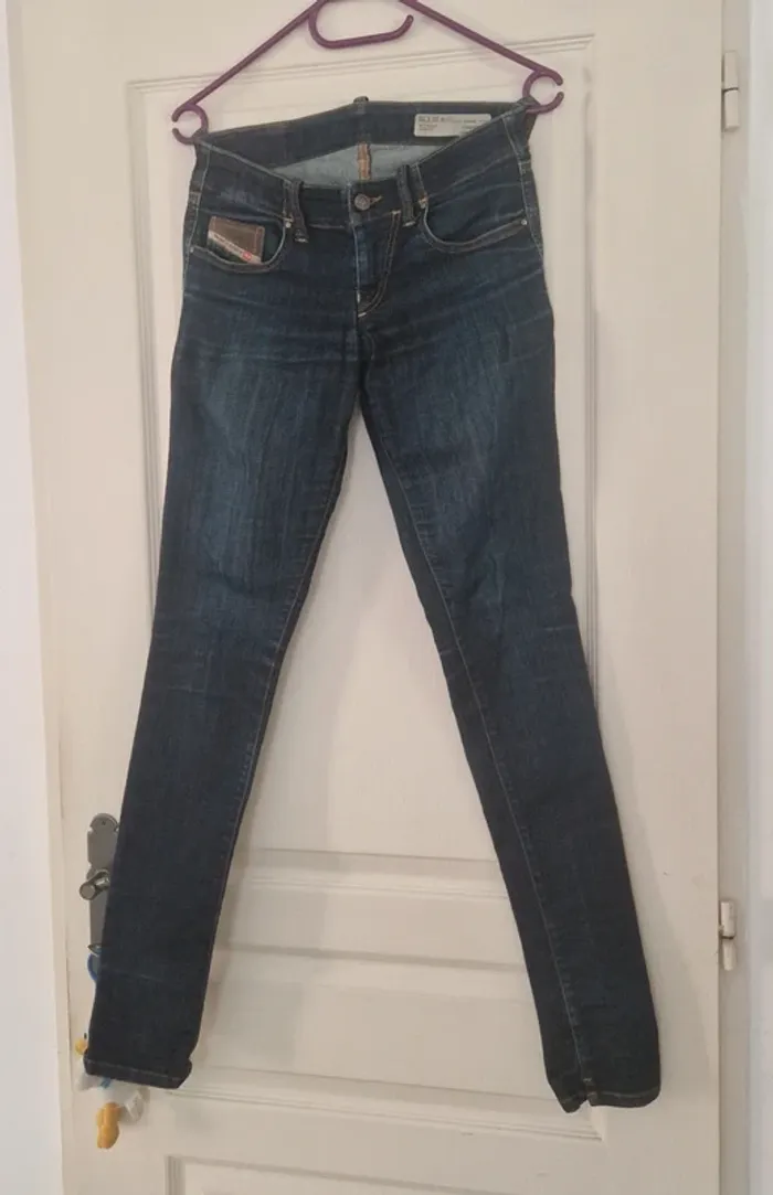 Jeans Diesel taille 25 - photo numéro 3