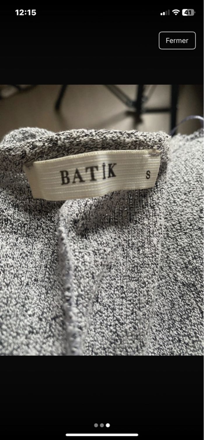Top gris batik taille s - photo numéro 3