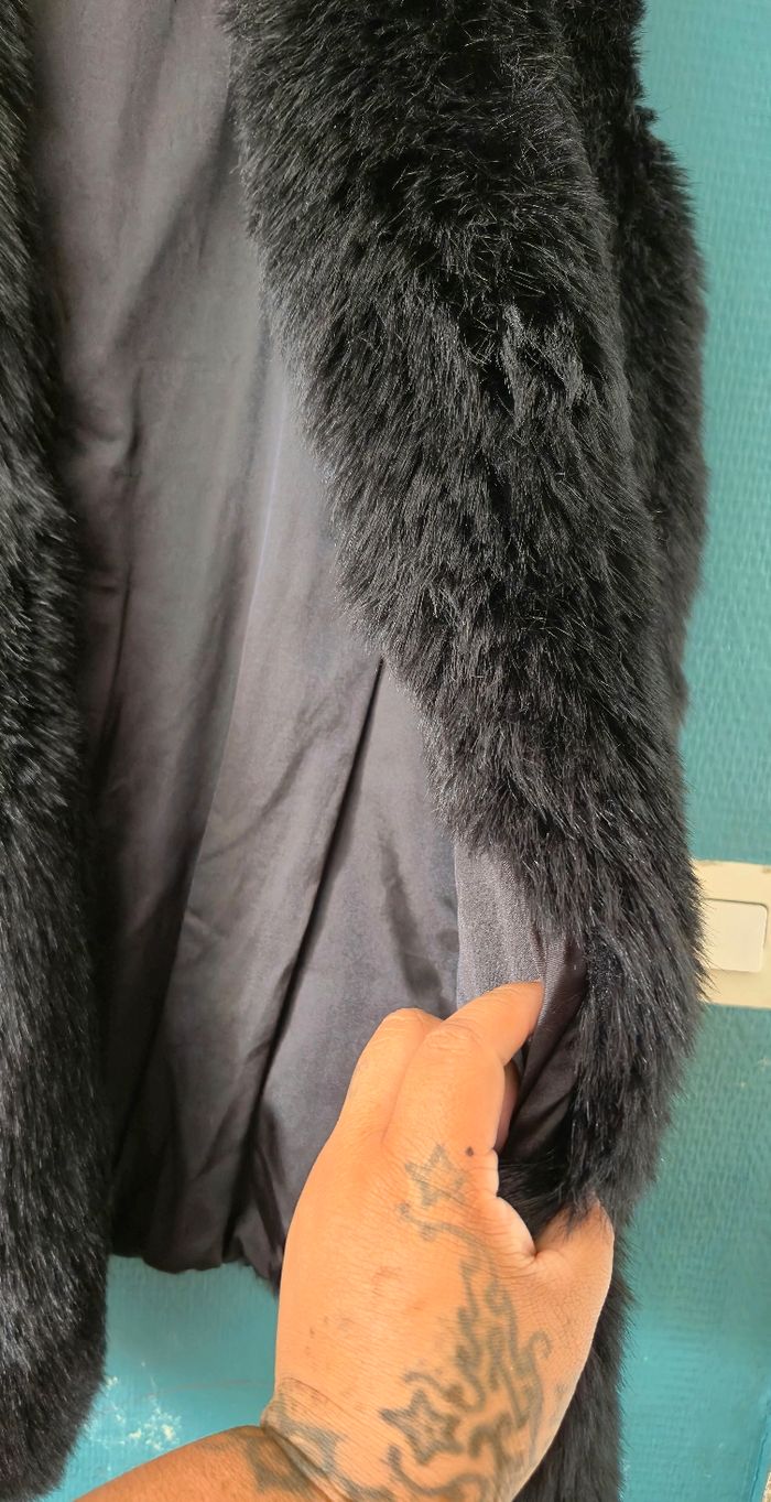Veste en fourrure ans manche - photo numéro 4