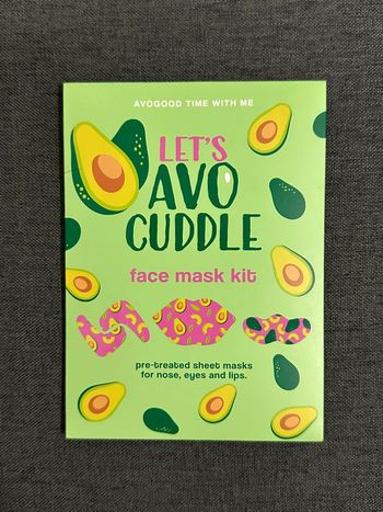 Kit Masque à l’avocat en tissu 3-en-1 Nez Yeux Lèvres