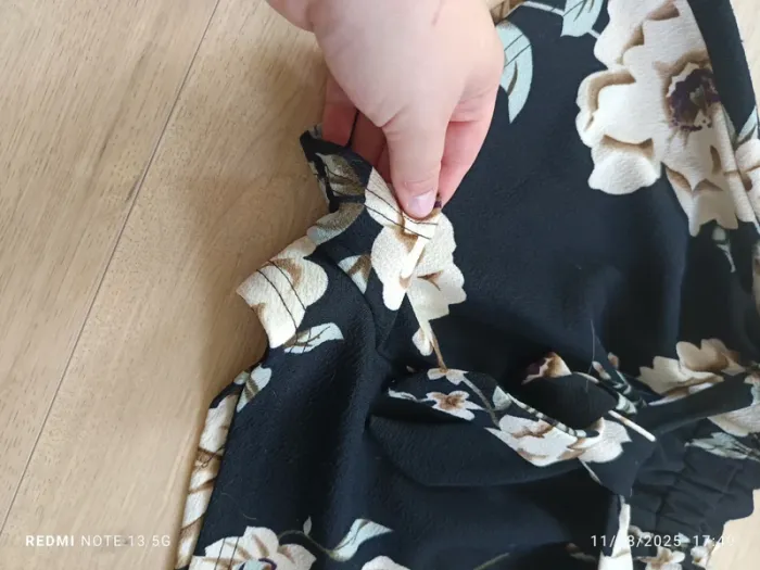 Magnifique short fleuri Shein taille 9 ans - photo numéro 3