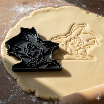 Emporte-pièce Dragon Ball Goku pour biscuits et pâtisserie - 8 cm