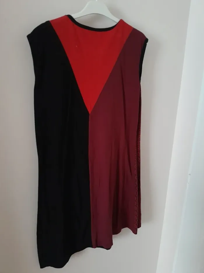 Robe sans manche - photo numéro 2