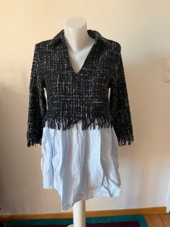 Blouse Zara avec chemise en très bon état taille S bleu