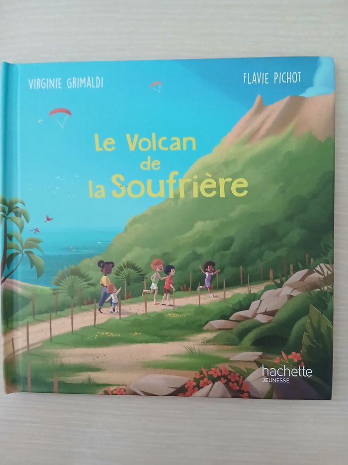 Livre d histoire enfanrs le volcan de la soufriere - photo numéro 6