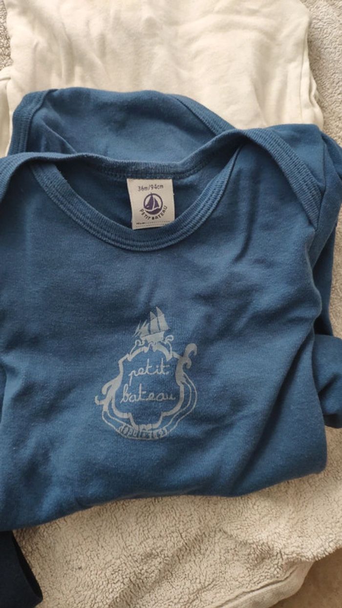 Lot de 5 bodies manches longues Petit bateau 36 mois - photo numéro 2