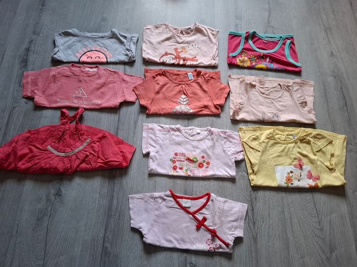 Lot de 10tshirts/debardeurs