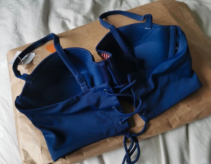 Soutien gorge. - photo numéro 4