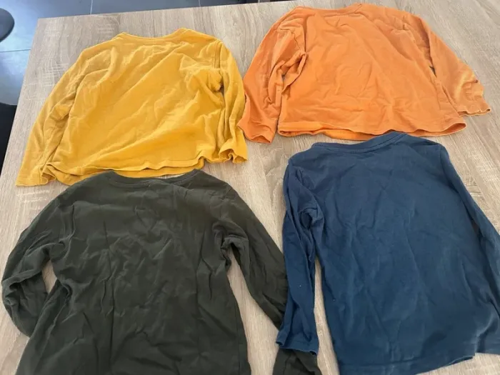 4 lots tee shirts manche longue 3/4 ans - photo numéro 2