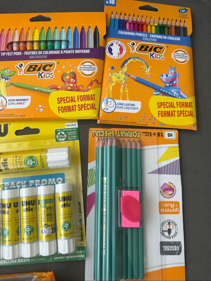 lot de 7 fournitures scolaires - photo numéro 3