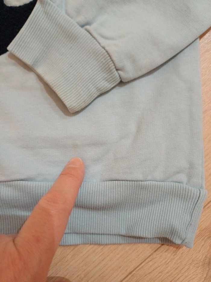 Sweat à capuche 8ans - photo numéro 4