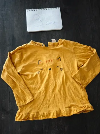 T-shirt chat jaune