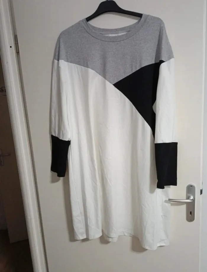 Robe manche longue 52