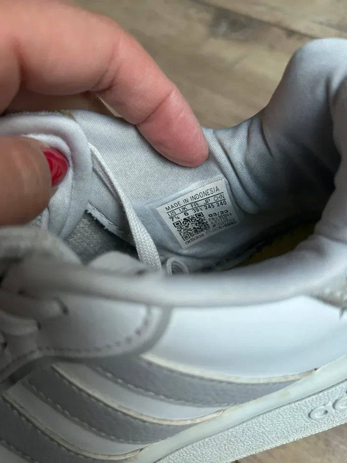 Baskets blanches Adidas femme 39 1/2 - photo numéro 7
