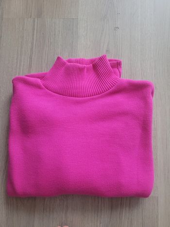 Pull col roulé Zara de couleur fushia