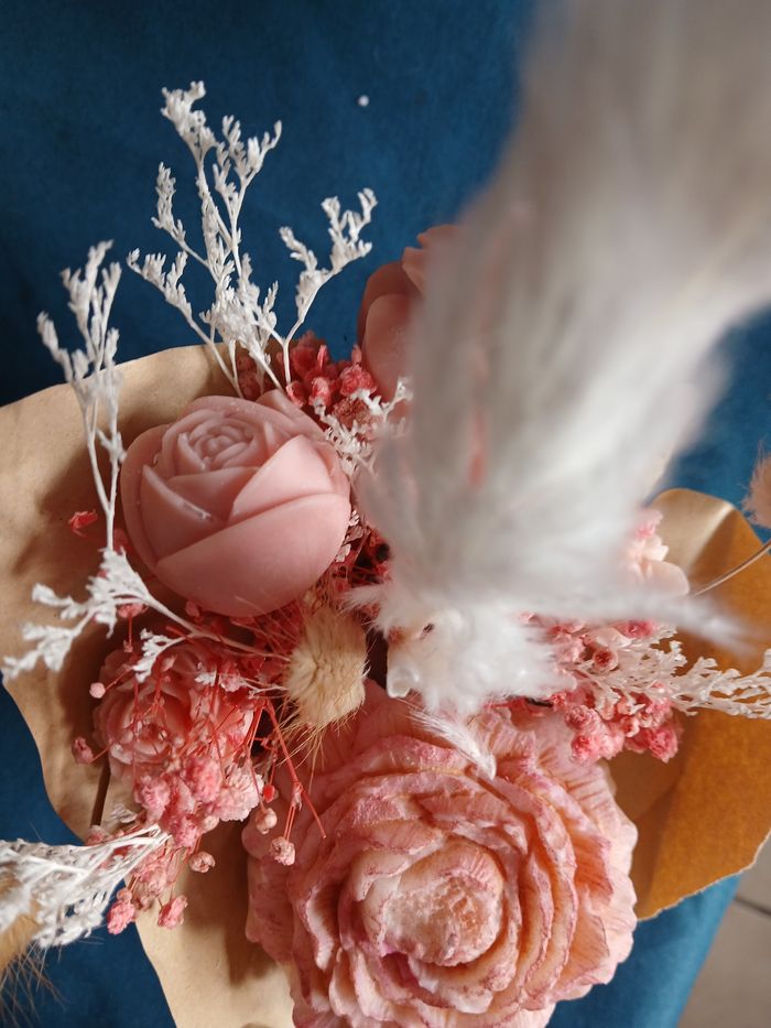 Bouquet de fleurs en cire - photo numéro 3