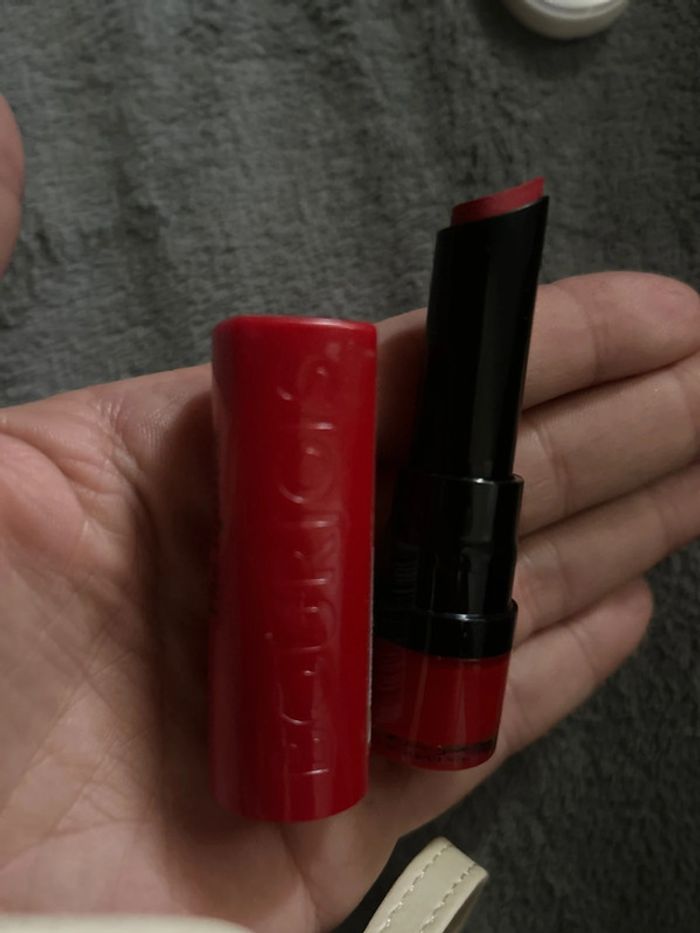 Rouge à lèvre bourjois