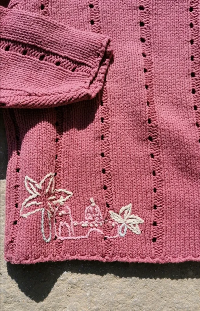 Pull tout compte fait 1 an - photo numéro 2