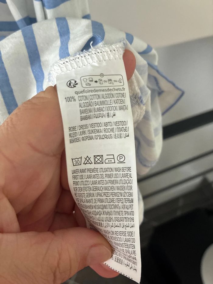 Robe légère en coton Kiabi taille 6 ans neuve - photo numéro 5