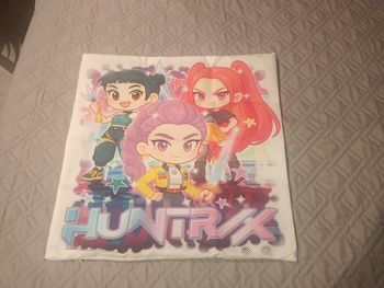 Housse de coussin K-pop démon hunters