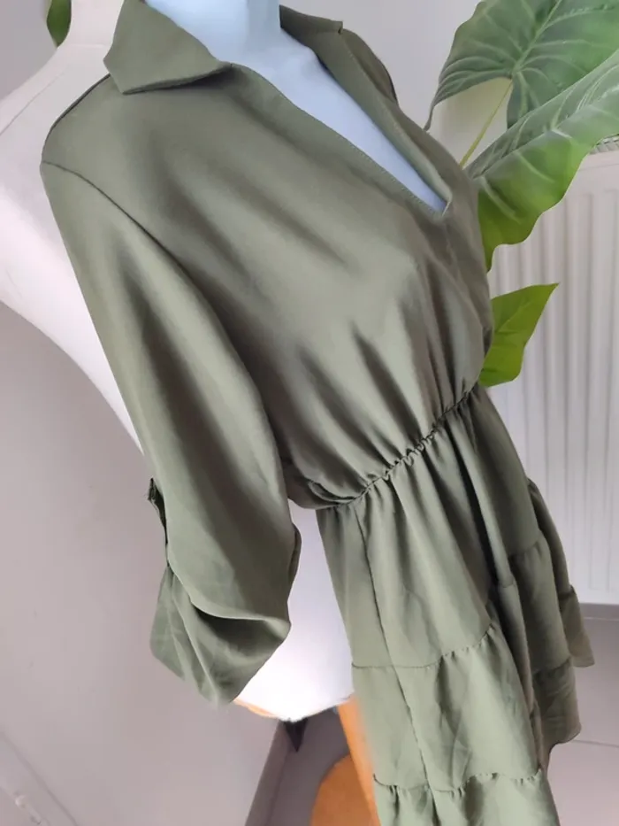 Robe frange col V - photo numéro 2