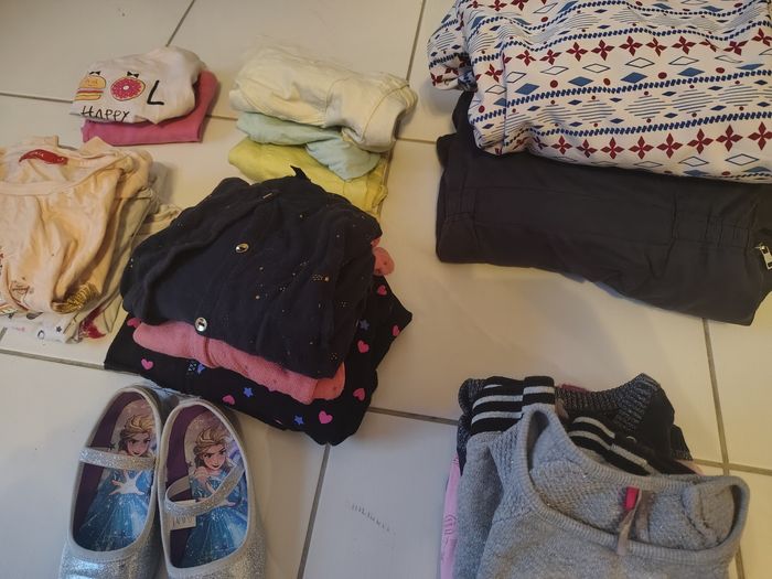 Lot 6 ans fille - photo numéro 3