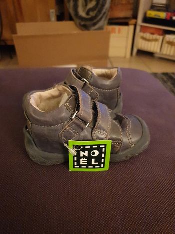 Bottines  cuir fourrées pure laine taille 19