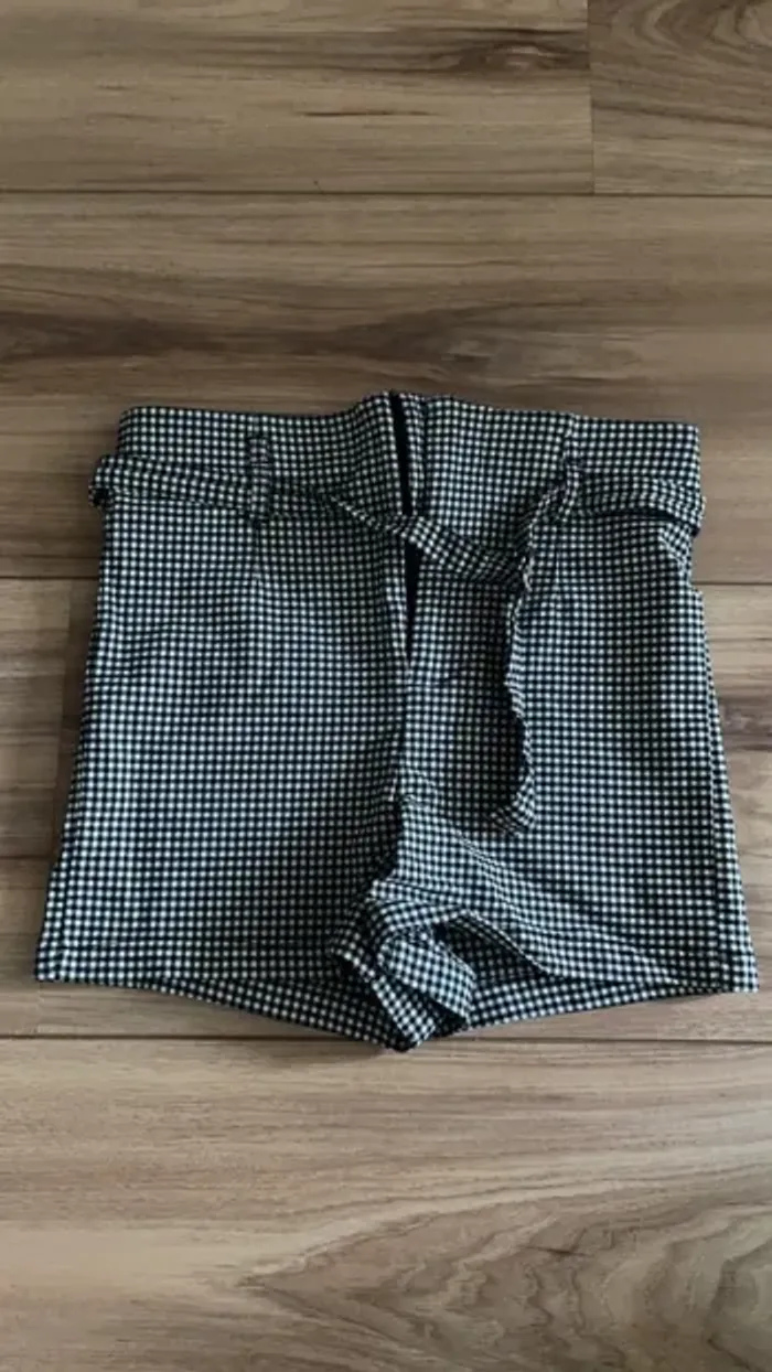 Short femme moulant