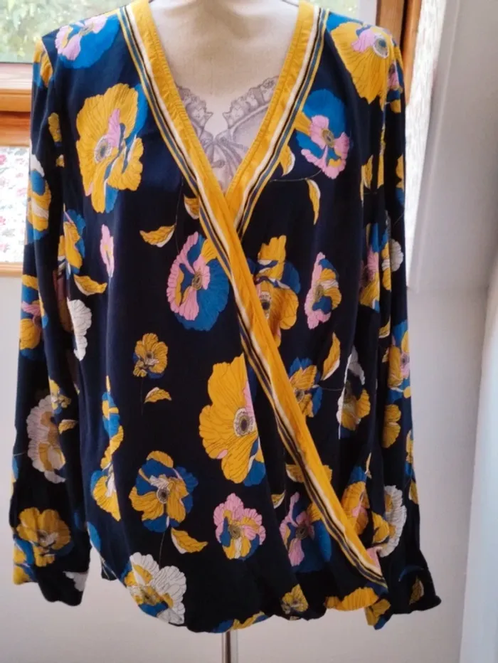 👄 blouse cache coeur 💓 - photo numéro 3