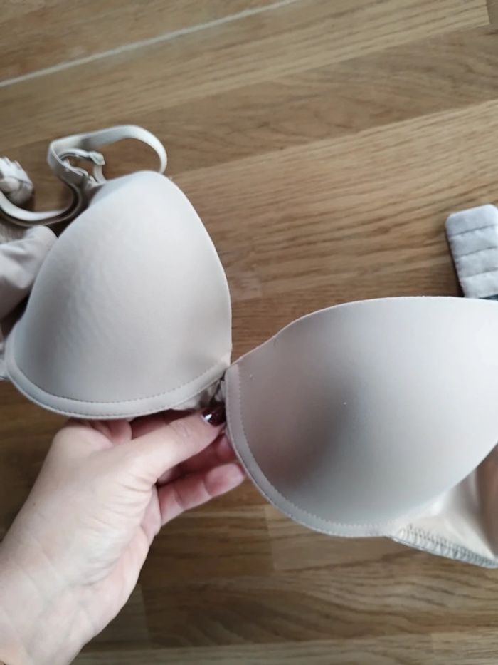 Soutien gorge couleur chair 95C 👙 - photo numéro 6
