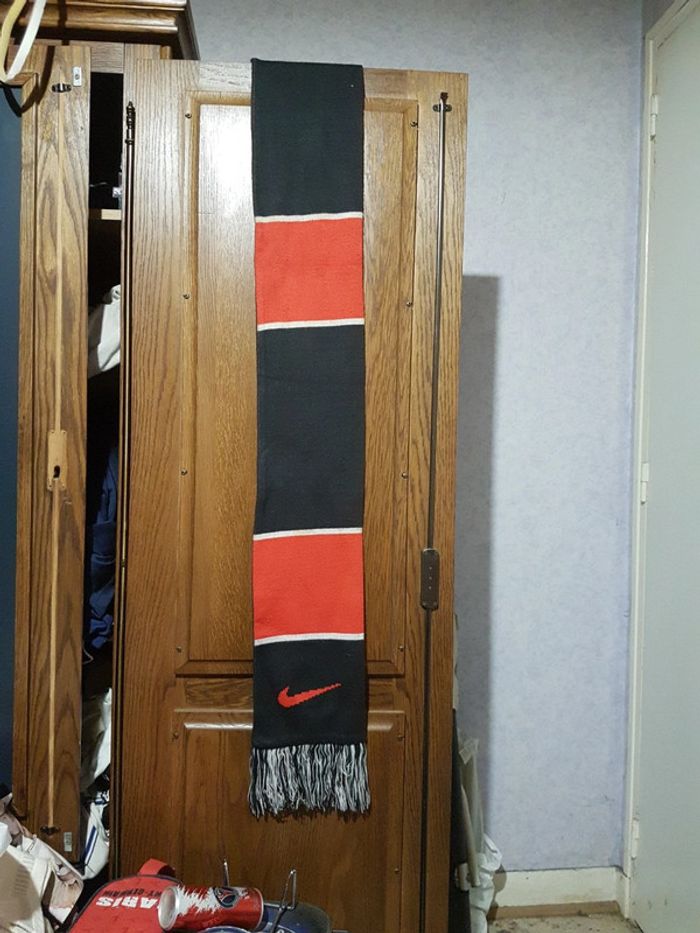 Écharpe PSG - photo numéro 3
