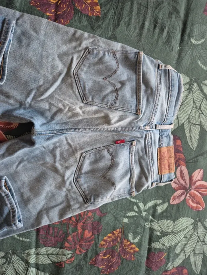 Levis 721 - photo numéro 5