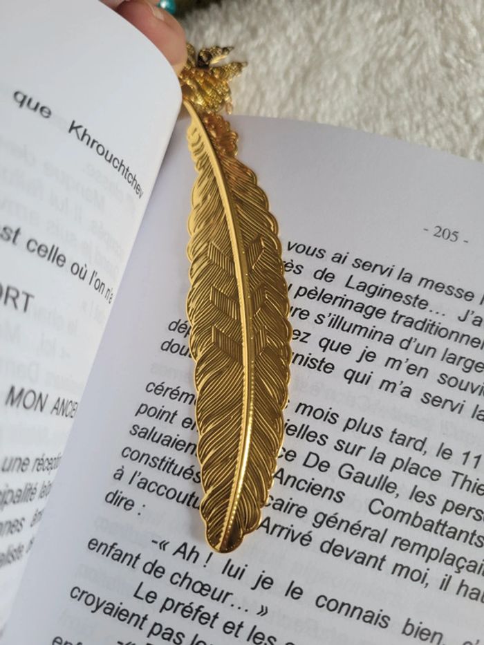 Marque page plume et papillon - photo numéro 4