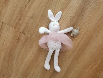 Peluche lapin tutu