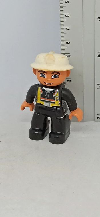 Homme pompier habits noirs lego duplo