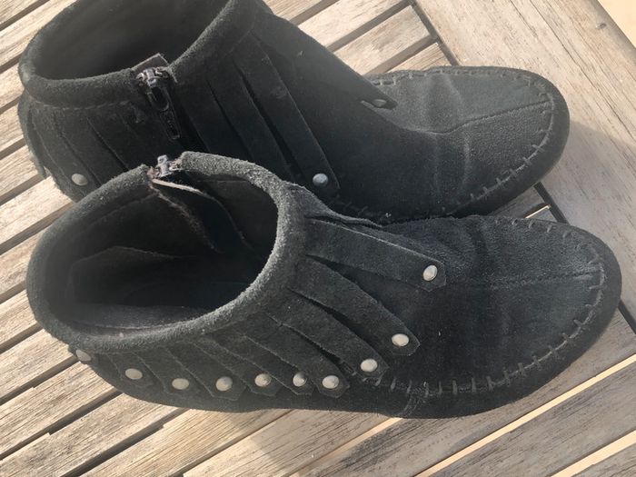 Bottines noires avec franges marque KB - photo numéro 5