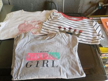 Lot hauts fille