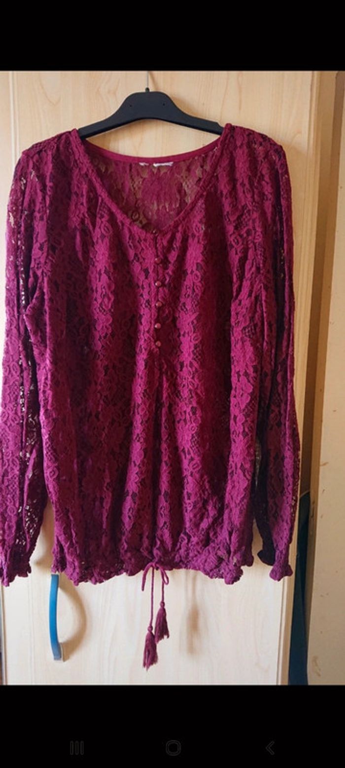 Haut ml habillé dentelle en tbe