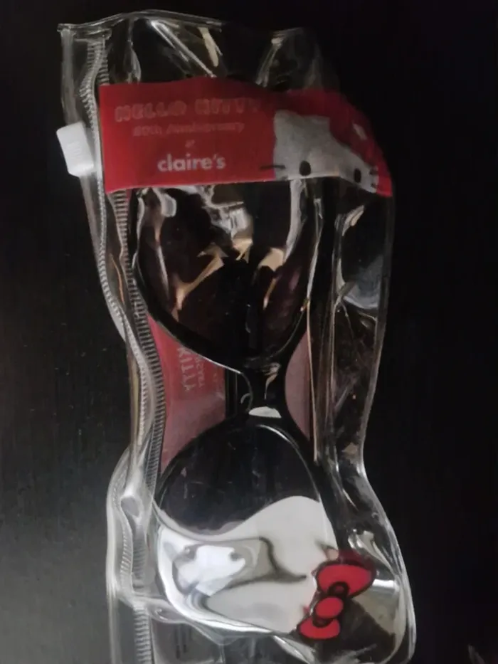 Lunettes de soleil hello kitty - photo numéro 2