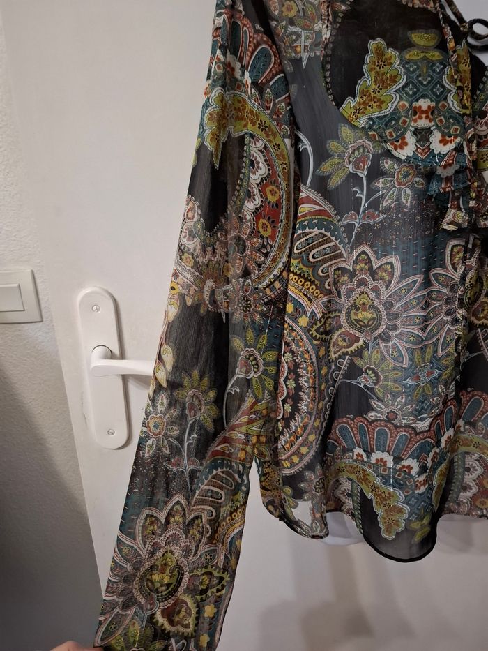 Blouse elora taille 42 en très bon état Mesure dans lannonce - photo numéro 3