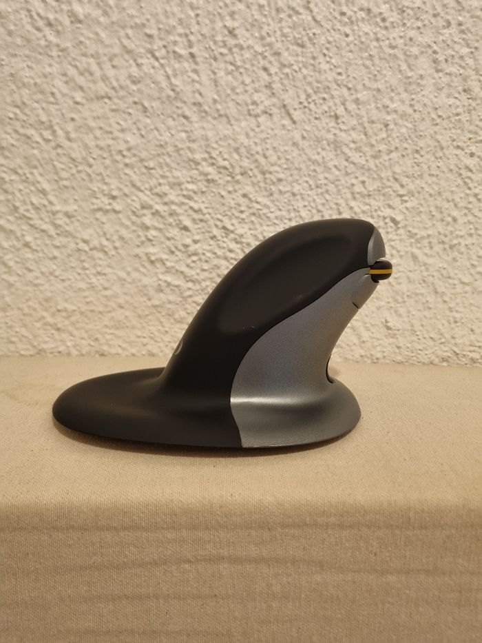 Souris ergonomique san fil - photo numéro 3